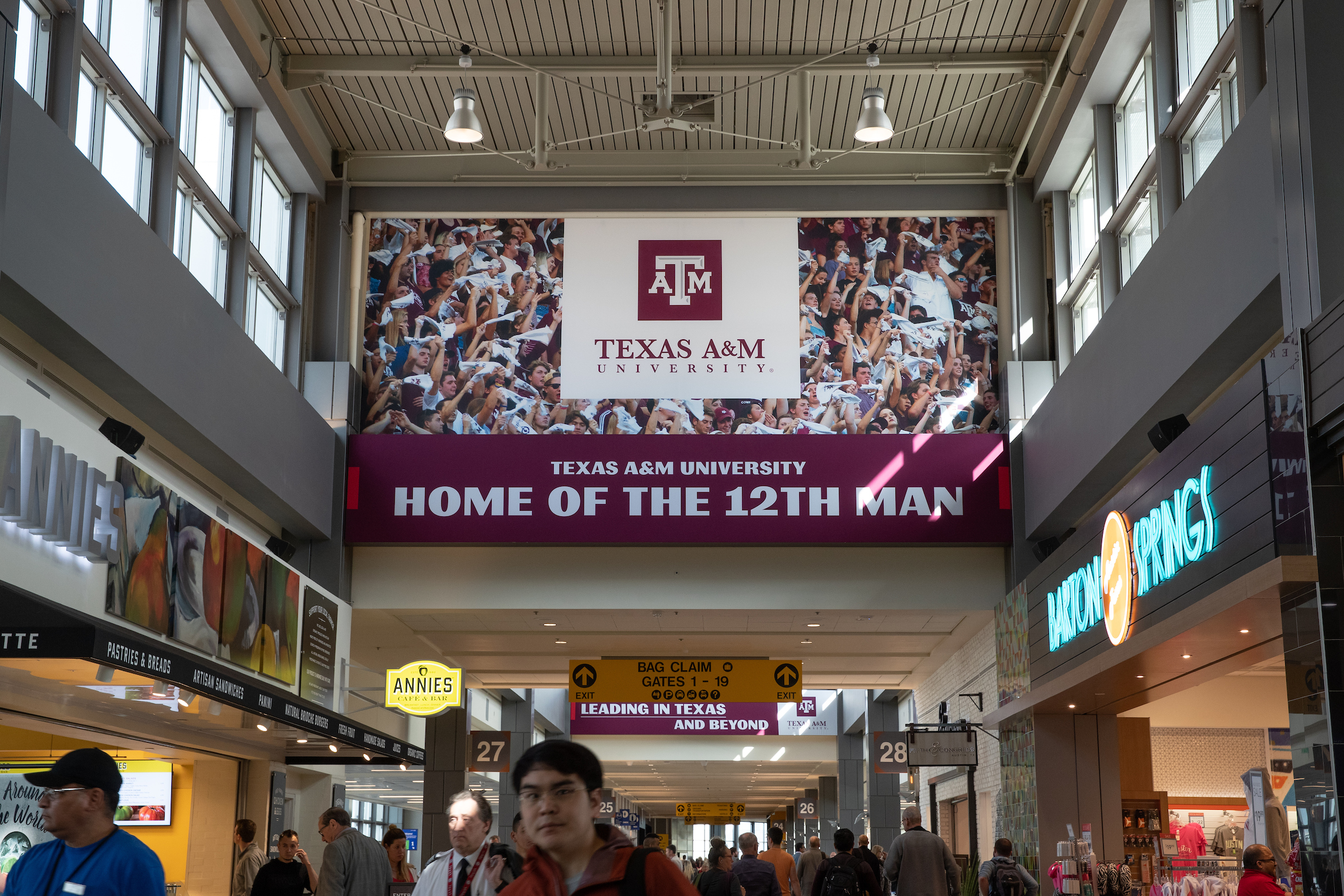 Texas QB Sam Ehlinger - "aTm fans are so insecure" + "aTm ...