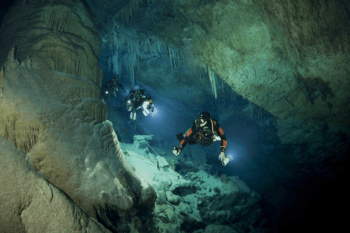 Tom Iliffe - cave diving