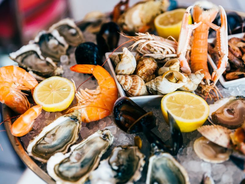 close up of fresh seafood on platter