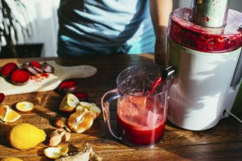 juicing fresh fruits and vegetables 