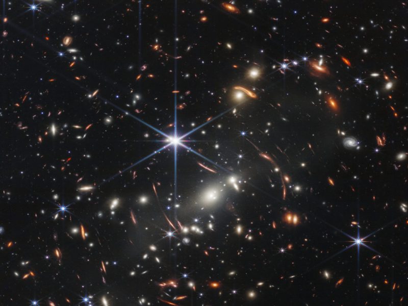 telescope image of a galaxy cluster