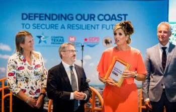 (l-r) Baukje Bee Kothius, Netherlands Business Support Office; Professor Sam Brody; Queen Máxima of the Netherlands; Jaap Slootmaker, Netherlands Vice-Minister of Water and Soil, Ministry of Infrastructure and Water