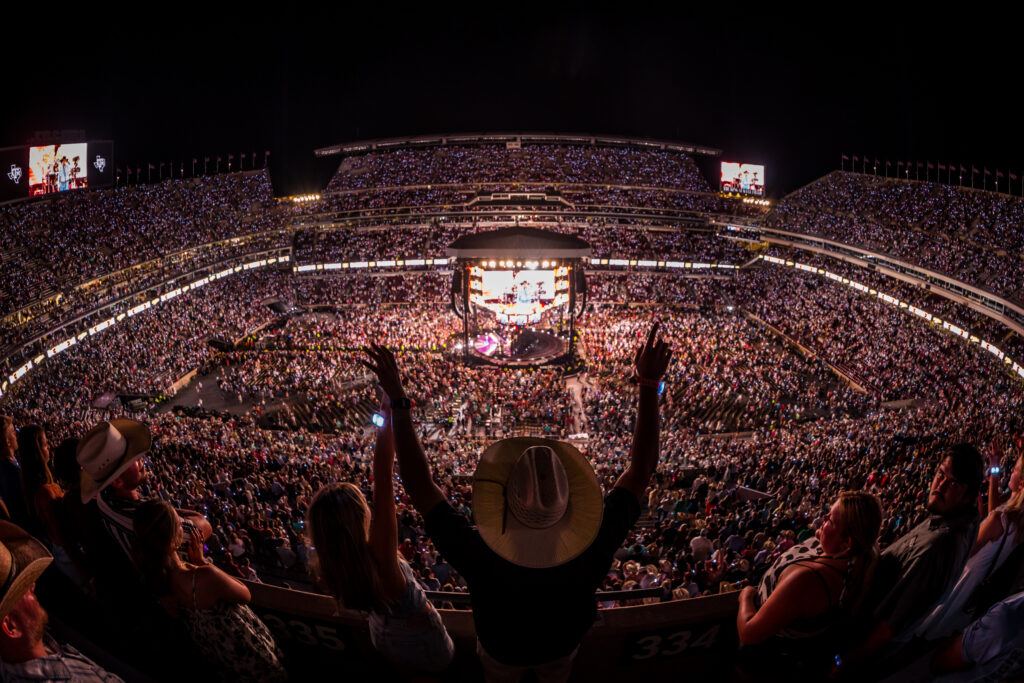 George Strait Makes History With Record-Setting Concert At Kyle Field ...