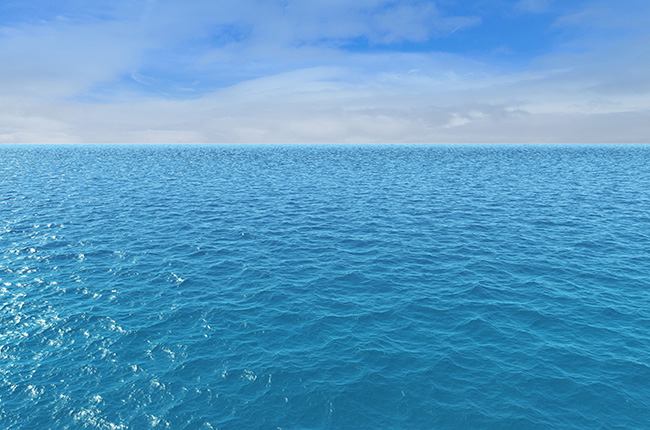 Deepwater plumes in the Pacific Ocean can carry iron particles 2,500 miles. (Shutterstock)