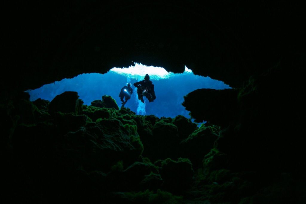 Morgan Smith underwater cave dive