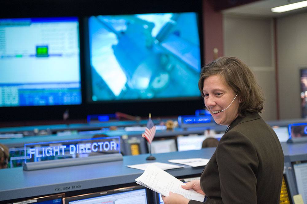 Holly Ridings is at her Flight Director console in the space station flight control room in the Mission Control Center at NASA's Johnson Space Center on Nov. 17, 2008, for day four of the space shuttle Endeavour’s STS-126 mission. (Bill Stafford/NASA)