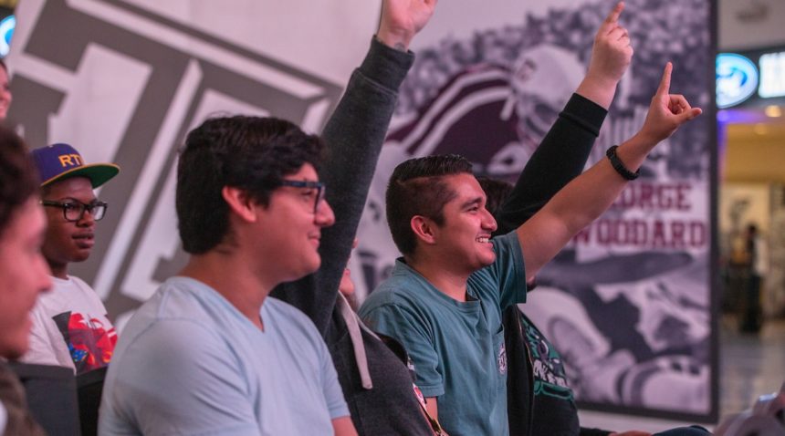 Gamers at the Texas A&M Esports Experience.