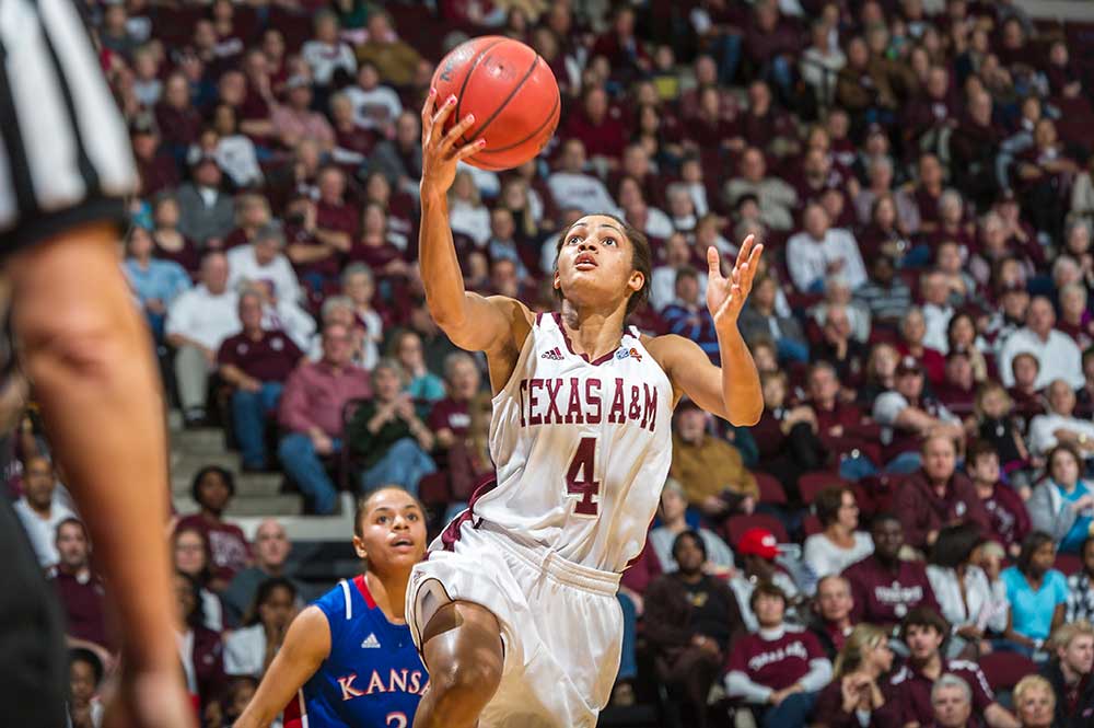 Sydney Carter coaches at A&M